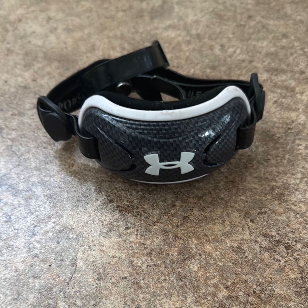 Under Armour Black Football Chin Strap